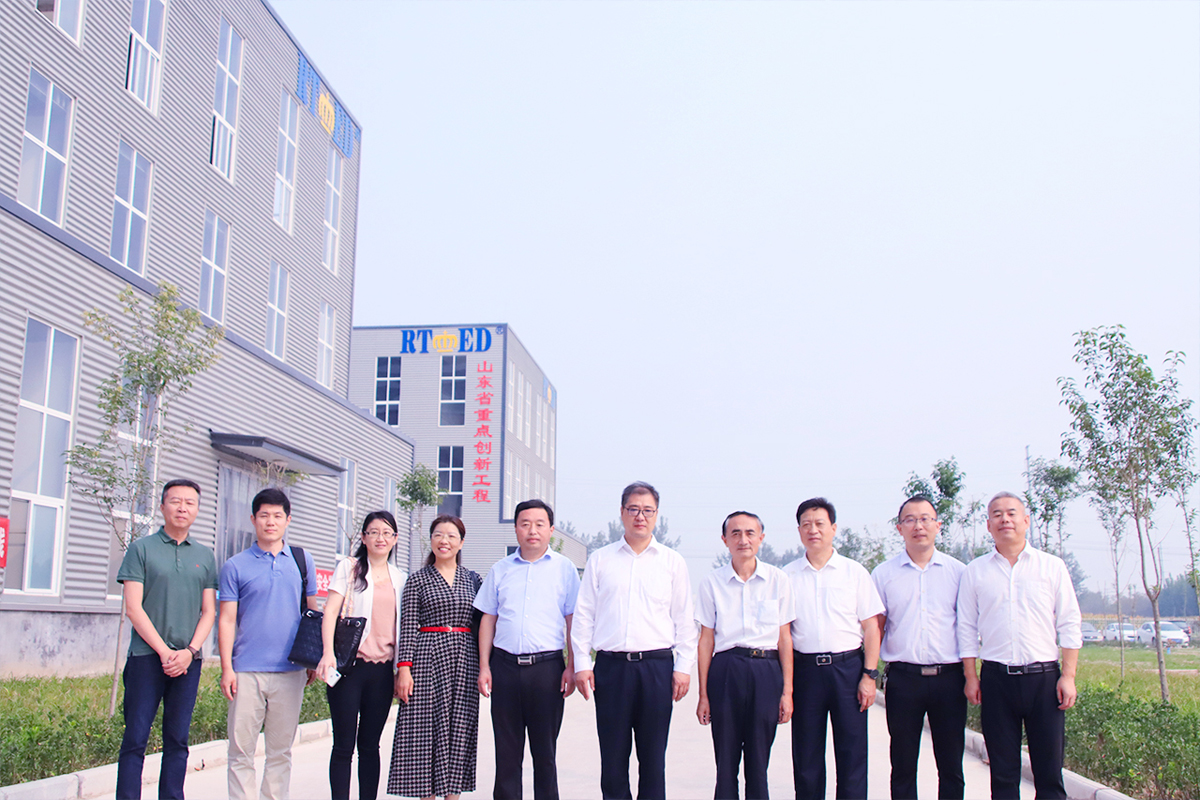 青島科技大學副校長李志波教授到山東海迪科參觀調(diào)研01.jpg